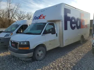 GMC Savana CUTAWAY G4500 6.6L 8 2023