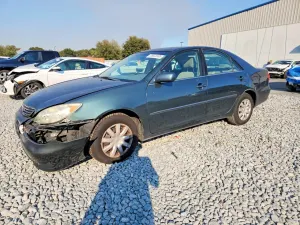 Toyota Camry LE 2.4L 4 2005