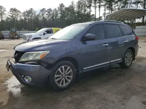 Nissan Pathfinder S 3.5L 6 2014