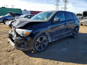 Mitsubishi Outlander ES 2.0L 4 2014