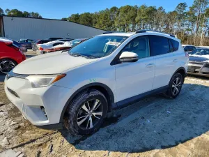 Toyota Rav4 XLE 2.5L 4 2017