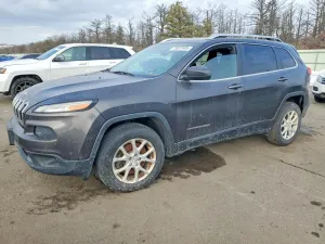 Jeep Cherokee LATITUDE 2.4L 4 2016