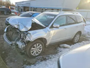 Subaru Forester TOURING 2.5L 4 2011
