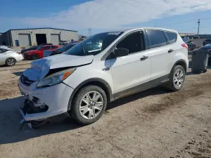 Ford Escape S 2.5L 4 2016