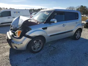 Kia Soul 2.0L 4 2011