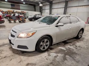 Chevrolet Malibu 1LT 2.5L 4 2013