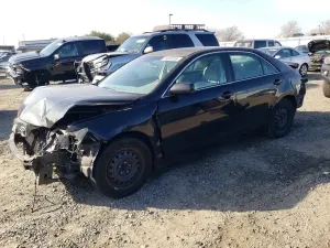 Toyota Camry BASE 2.5L 4 2010