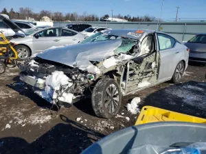 Nissan Altima SV 2.5L 4 2022