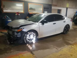 Toyota Camry XSE 2.5L 4 2020
