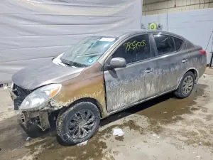Nissan Versa S 1.6L 4 2012