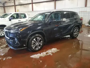 Toyota Highlander 3.5L 6 2022