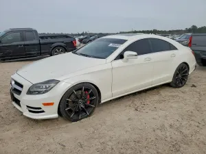 Mercedes-Benz CLS 550 4MATIC 4.6L 8 2014