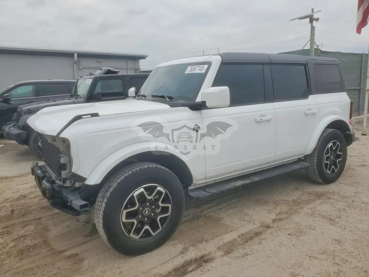 Ford Bronco OUTER BANKS 2.3L 4 2024