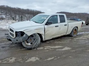 RAM 1500 ST 5.7L 8 2014