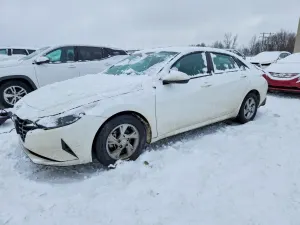 Hyundai Elantra SE 2.0L 4 2021