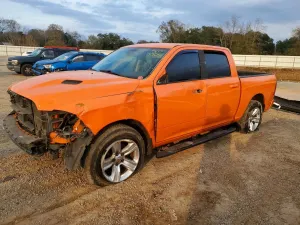 RAM 1500 5.7L 8 2015