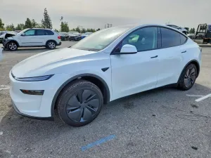 Tesla Model Y 2026