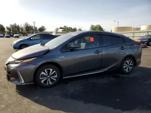 Toyota Prius 1.8L 4 2018