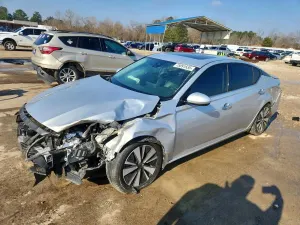 Nissan Altima SL 2.5L 4 2019