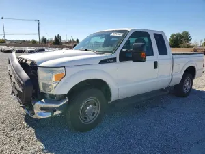 Ford F-250 6.2L 8 2015