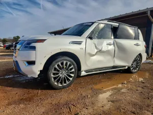 Nissan Armada PLATINUM 5.6L 8 2022