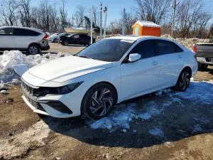 Hyundai Elantra SEL 2.0L 4 2025