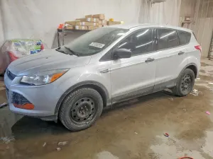 Ford Escape S 2.5L 4 2013