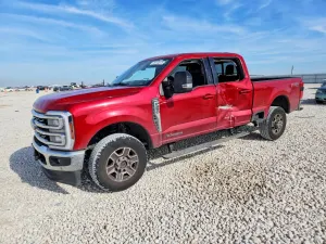 Ford F-250 SUPER DUTY 6.7L 8 2024
