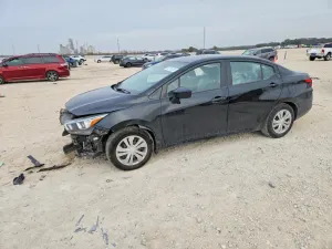 Nissan Versa S 1.6L 4 2021