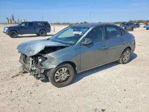 Hyundai Elantra BLUE 2.0L 4 2010
