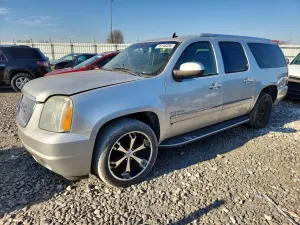 GMC Yukon DENALI 6.2L 8 2010