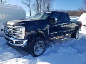 Ford F-350 SUPER DUTY 6.7L 8 2024