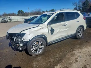Nissan Rogue S 2.5L 4 2017
