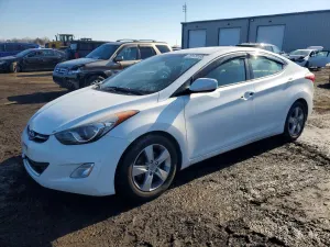 Hyundai Elantra GLS 1.8L 4 2013