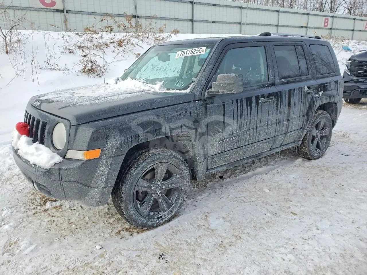 Jeep Patriot LATITUDE 2.0L 4 2012