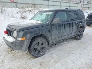 Jeep Patriot LATITUDE 2.0L 4 2012