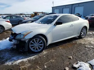 Infiniti G37 3.7L 6 2012