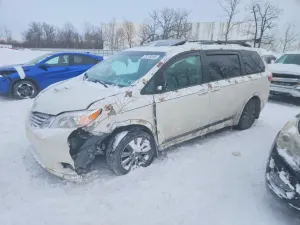 Toyota Sienna XLE 3.5L 6 2017