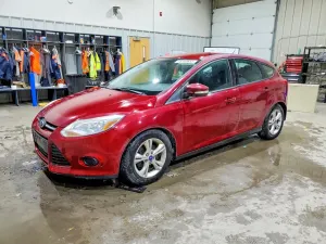 Ford Focus SE 2.0L 4 2013