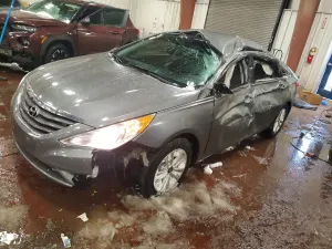 Hyundai Sonata GLS 2.4L 4 2013