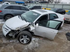 Toyota Corolla BASE 1.8L 4 2013