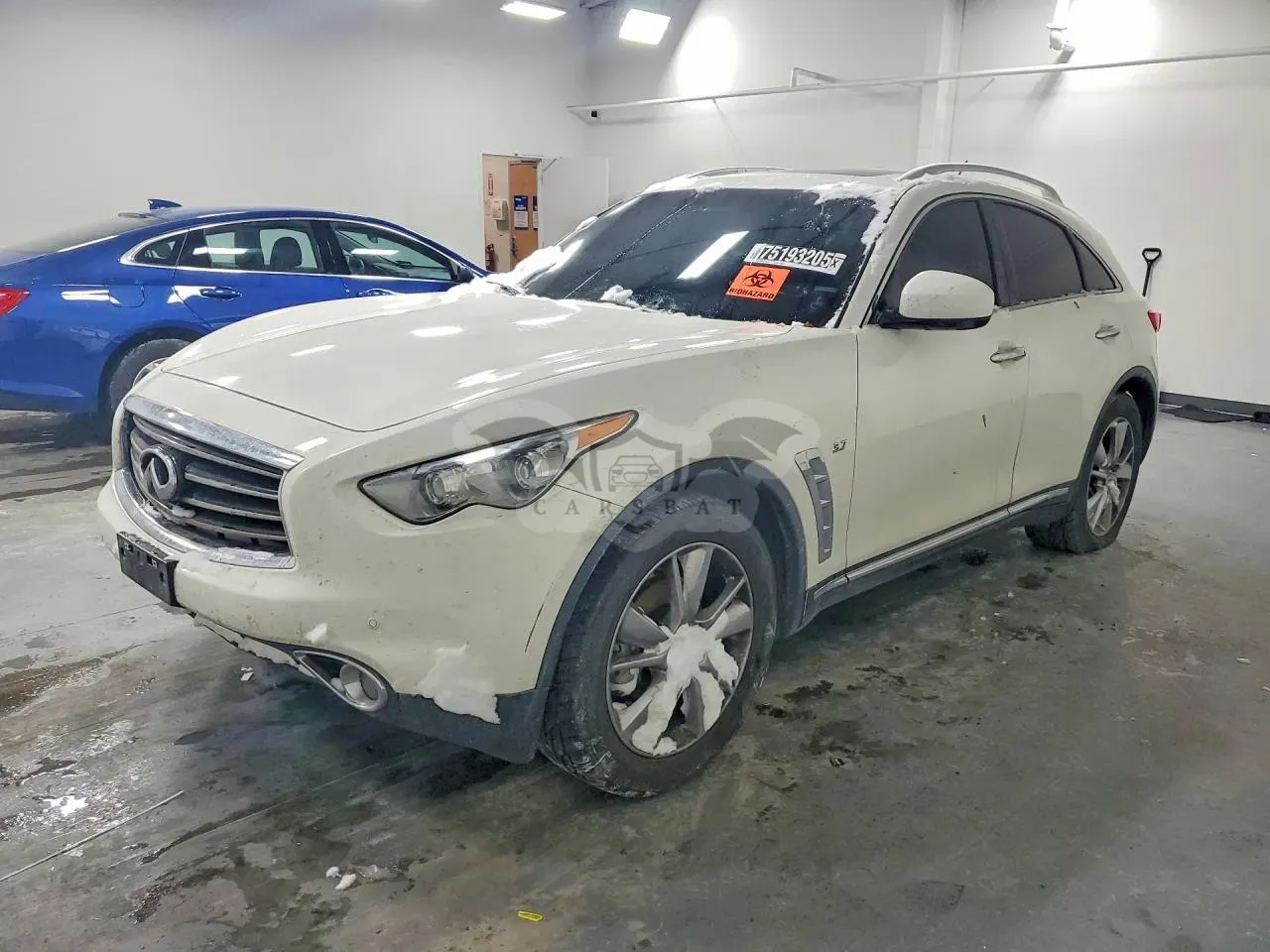 Infiniti QX70 3.7L 6 2014