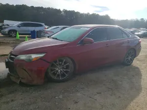 Toyota Camry LE 2.5L 4 2017