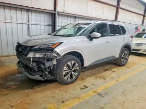Nissan Rogue SV 1.5L 3 2023