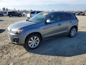 Mitsubishi Outlander 2.0L 4 2015