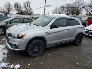 Mitsubishi Outlander ES 2.0L 4 2019