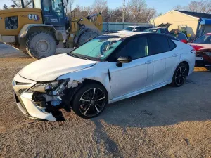 Toyota Camry 2.5L 4 2019