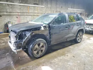 Toyota Rav4 XLE 2.5L 4 2024
