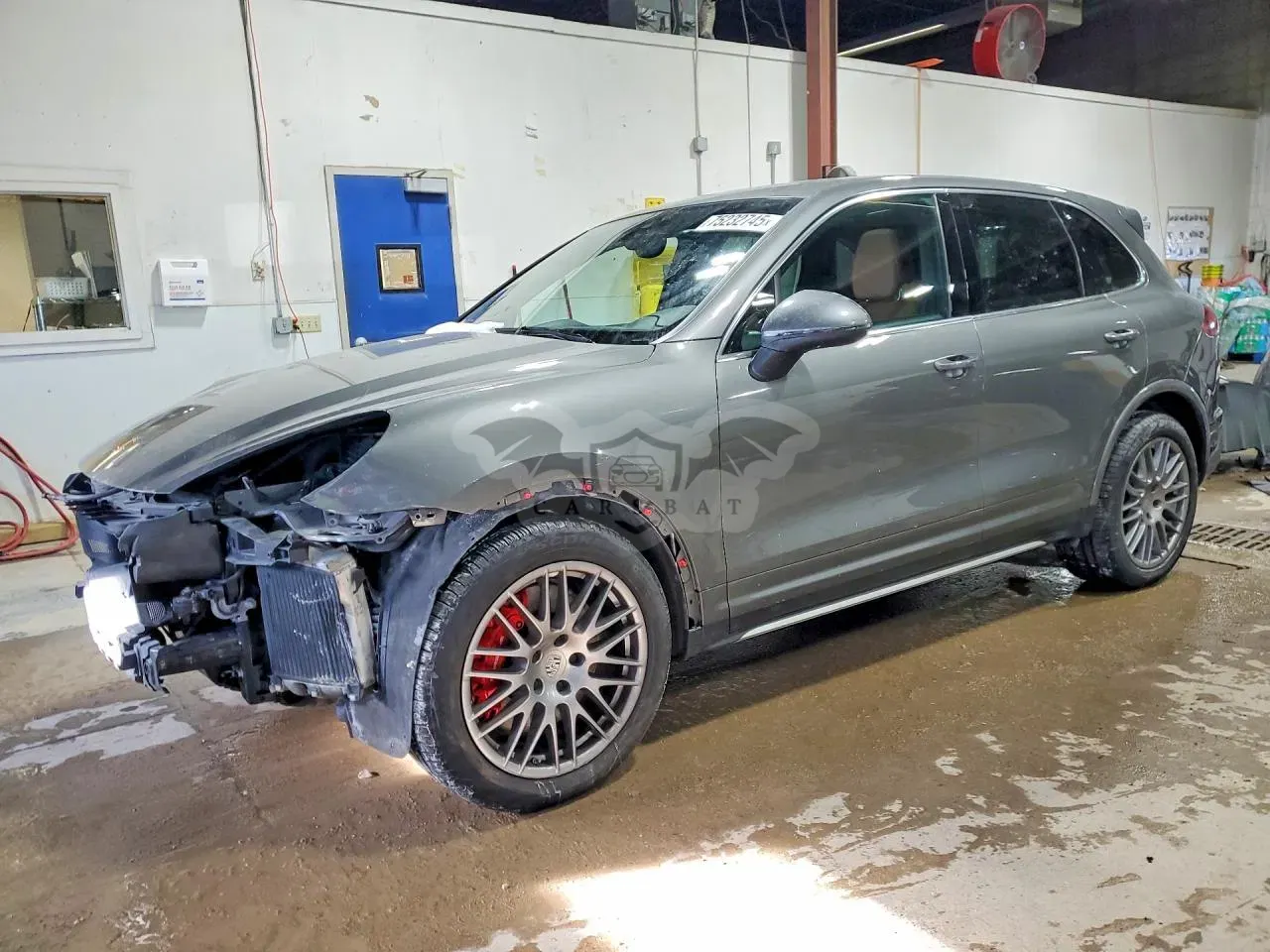 Porsche Cayenne TURBO 4.8L 8 2016
