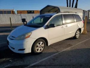 Toyota Sienna CE 3.3L 6 2006